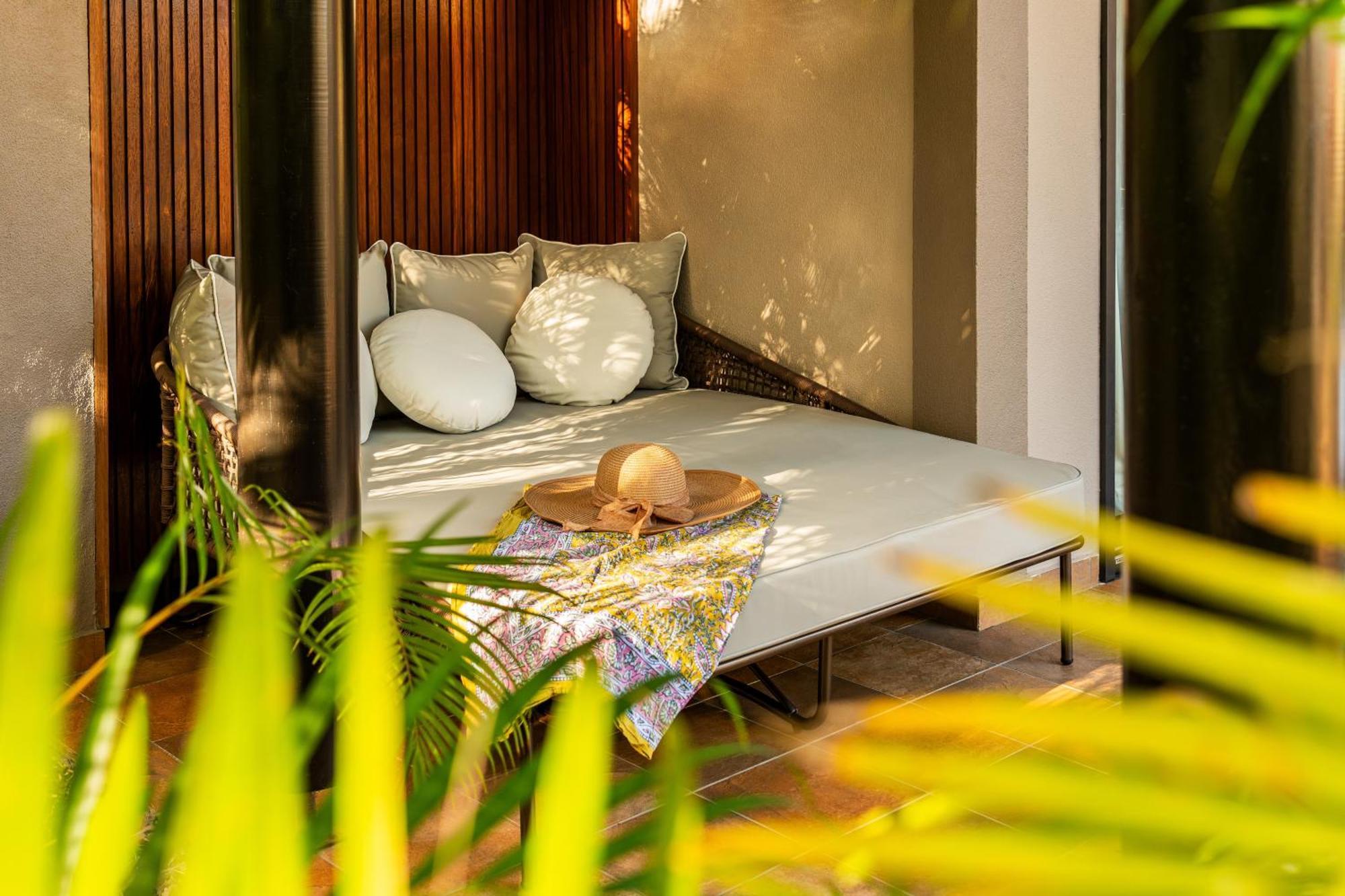 Palm Hotel & Spa Petite Île Eksteriør billede